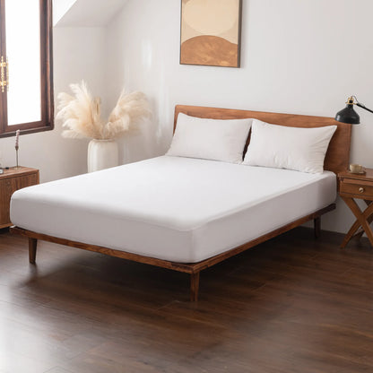 Premium Smooth Mattress Protector